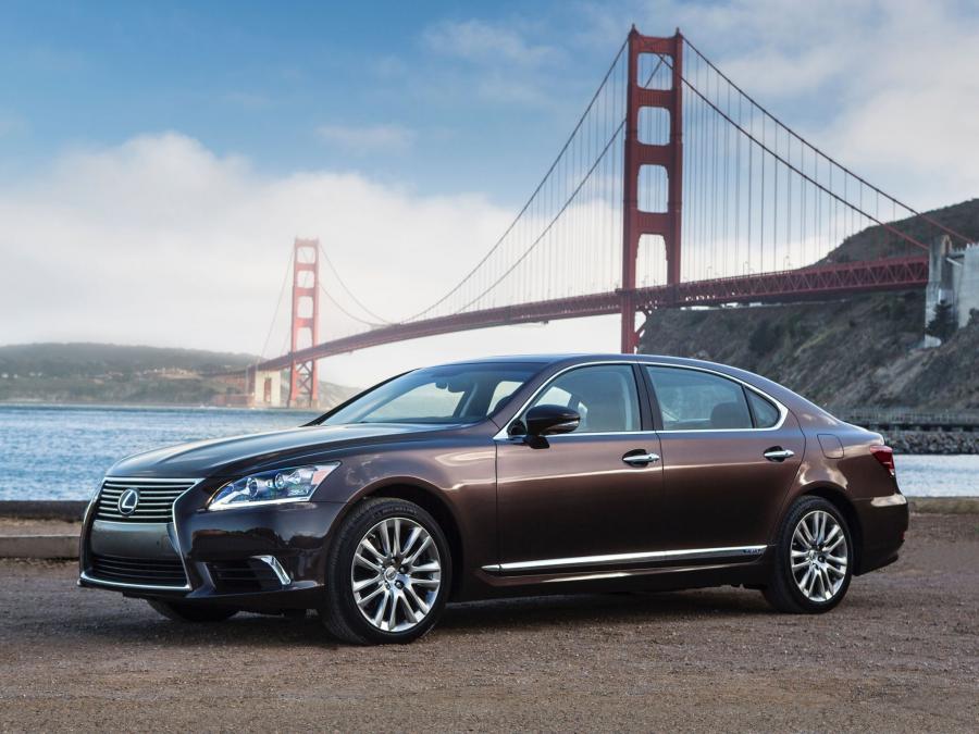  Lexus LS600h L 2012 года  (фото 10 из 16)